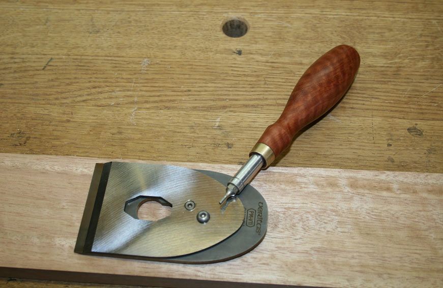 How Best to Adjust the Cap Iron on a Veritas Plane Popular